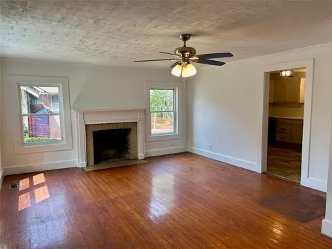 403 E 9th St, West Point, GA 31833 photo 4