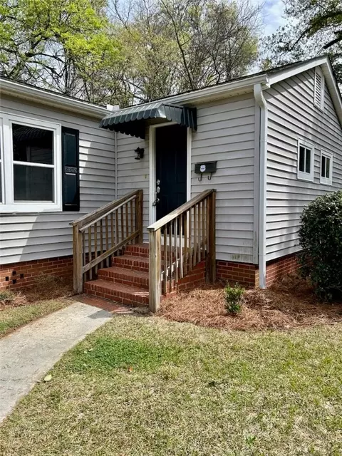 403 E 9th St, West Point, GA 31833 photo 3