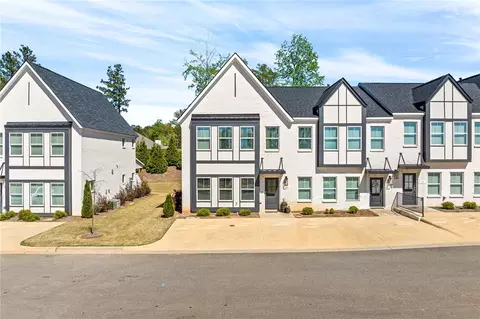 529 Waterpoint Way, Opelika, AL 36801