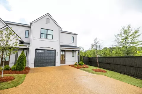 1311 Parker Pl, Auburn, AL 36832