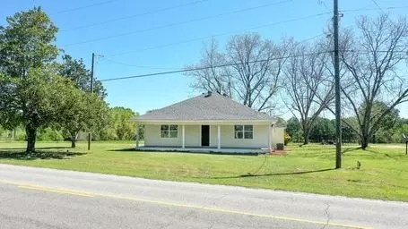 7320 Al Highway 199, Notasulga, AL 36866