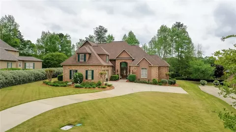 3309 Stonybrook Ln, Opelika, AL 36804