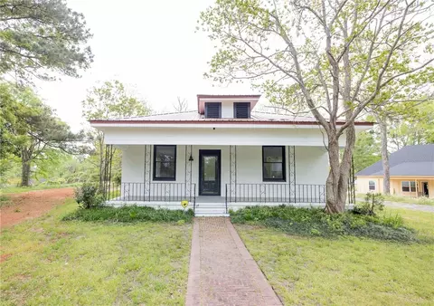 9020 Lee Road 246, Smiths Station, AL 36877