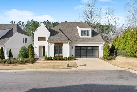 2051 Moores Mill Rd #G, Auburn, AL 36830