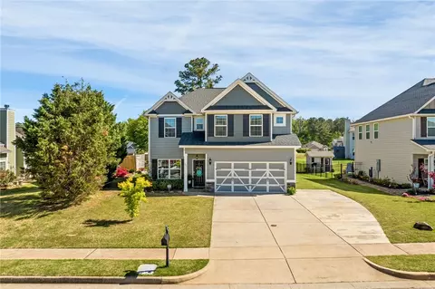 2507 Rocky Point Dr, Opelika, AL 36801