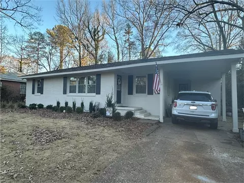 1114 E Magnolia Ave, Auburn, AL 36830