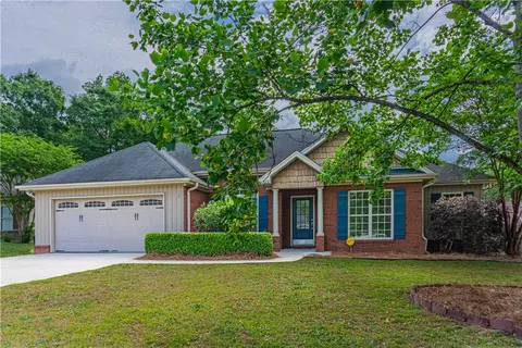 249 Deerfield Ct, Auburn, AL 36832