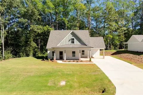 2575 Rocky Brook Rd, Opelika, AL 36801