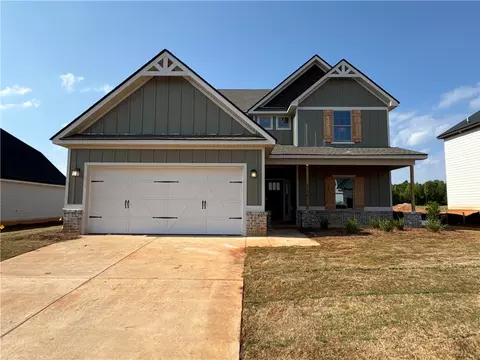 3104 Wynn Way, Opelika, AL 36804
