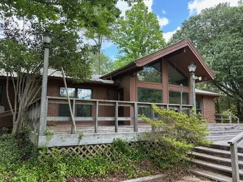 364 Kent Rd, Tallassee, AL 36078