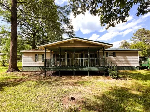 303 Lee Road 262, Opelika, AL 36804