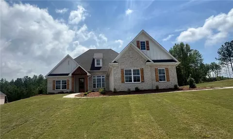 3625 Tiana Way, Opelika, AL 36801