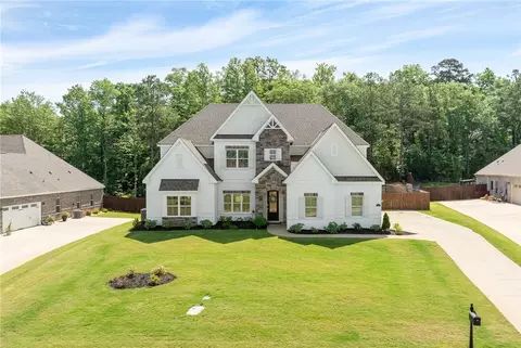 1650 Violet Ln, Opelika, AL 36801