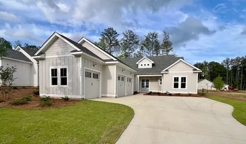 3003 National Village Pkwy, Opelika, AL 36801