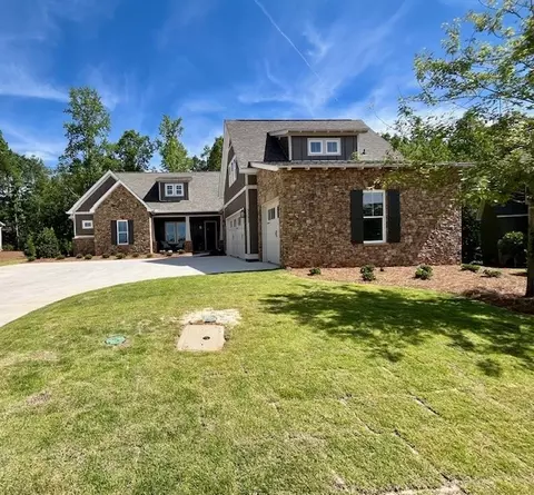 3385 Turkey Hill Cir, Opelika, AL 36801