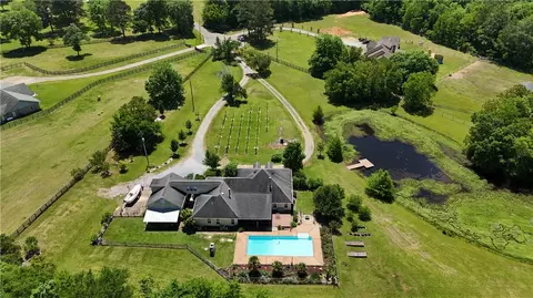 412 Windwood Ct, Pike Road, AL 36064