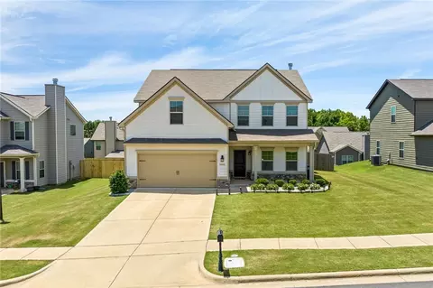 2802 Heather Pl, Opelika, AL 36804
