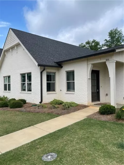 600 Grey Oak Cir, Auburn, AL 36830
