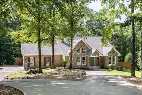 358 Lee Road 2069, Smiths Station, AL 36877
