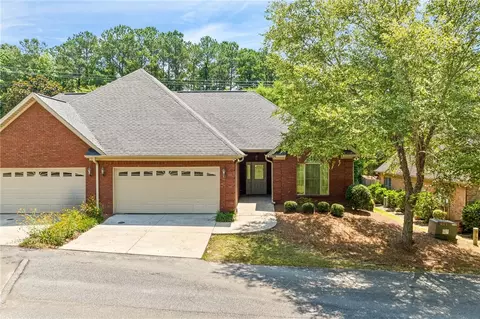 2564 Mill Creek Dr, Auburn, AL 36830