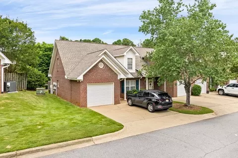 2428 E University Dr #801, Auburn, AL 36830