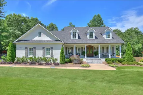 1684 Abby Rd, Auburn, AL 36830