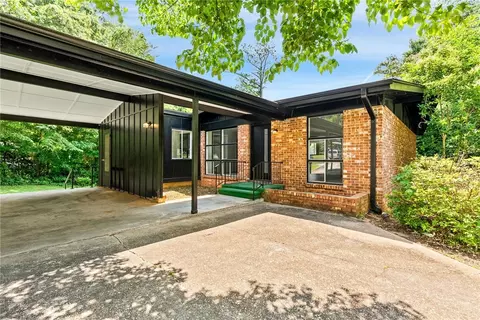 601 Mclure Ave, Opelika, AL 36801