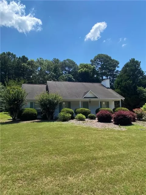 223 Cove Ct, Auburn, AL 36830