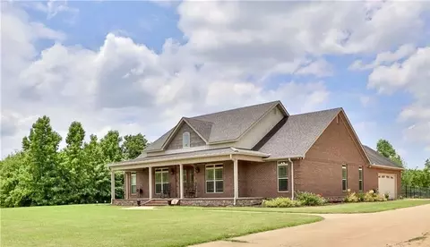 607 Lee Road 288, Smiths Station, AL 36877