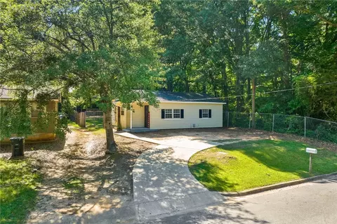 100 Hamer Pl, Opelika, AL 36801