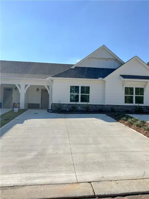 399 Morris Ave #B2, Opelika, AL 36801