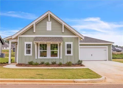 1835 Woodward Oaks Trl, Auburn, AL 36830