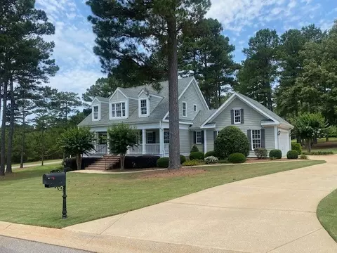 521 Ridgeview Ln, Lanett, AL 36863
