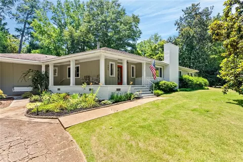 285 Cary Dr, Auburn, AL 36830