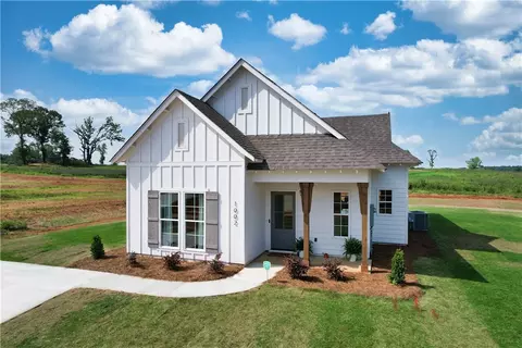 1007 Crossing Ct E, Valley, AL 36854 photo 12