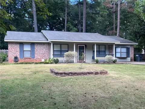 603 Rustic St, Opelika, AL 36801