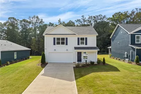 107 Gray St, Opelika, AL 36801
