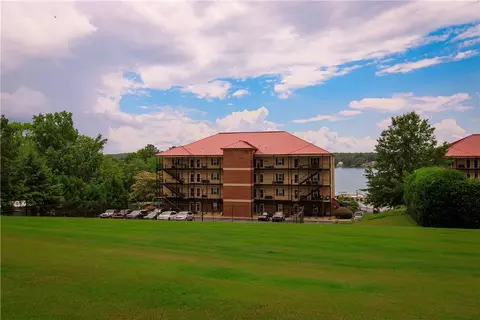 111 Lee Road 802 #211, Valley, AL 36854