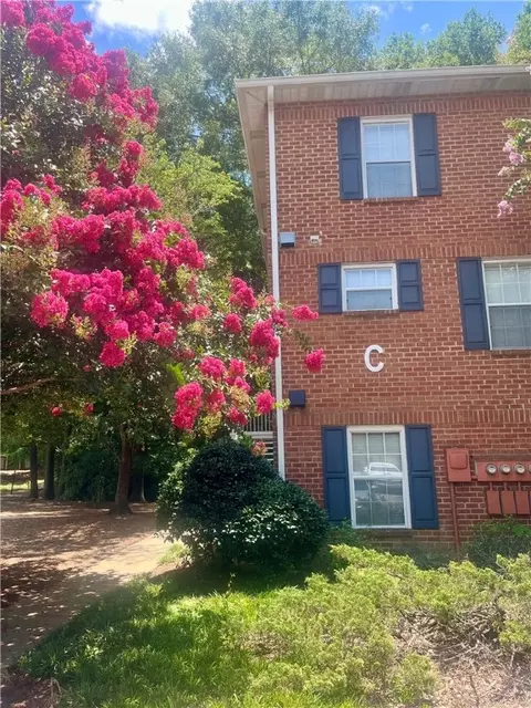 150 E University Dr #C208, Auburn, AL 36832