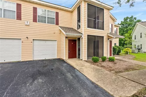 447 W Longleaf Dr #702, Auburn, AL 36832