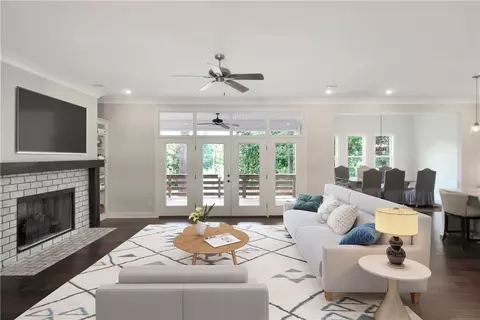 490 Cary Dr, Auburn, AL 36830