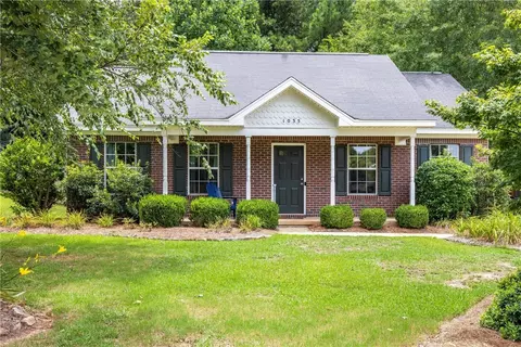 1035 Pleasant Ave, Auburn, AL 36830