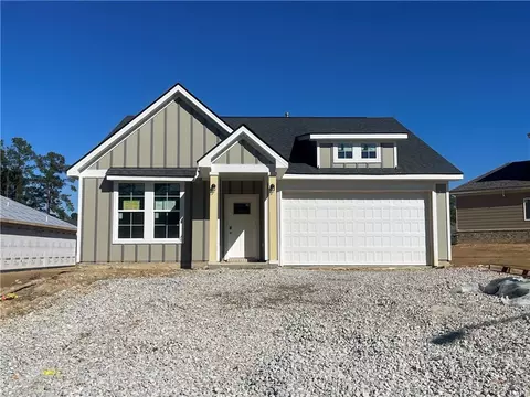 2957 Iron St, Auburn, AL 36832