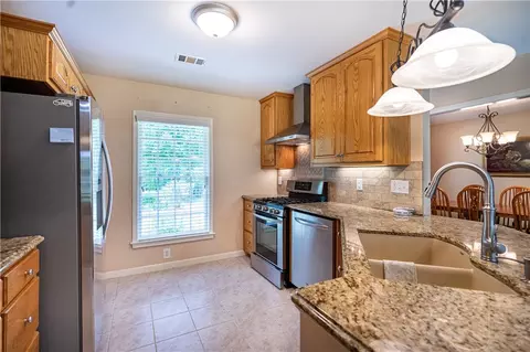 Kitchen - 1038 Dogwood Rd, Five Points, AL 36855 photo 1 of 4
