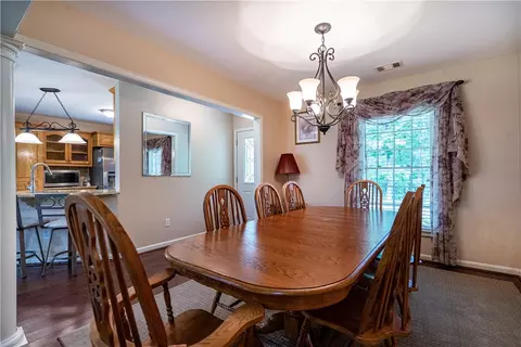 Dining - 1038 Dogwood Rd, Five Points, AL 36855 photo 1 of 1