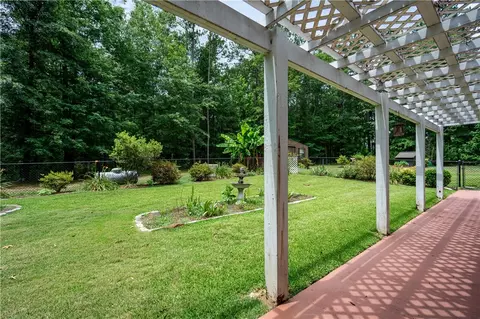 Exterior - 1038 Dogwood Rd, Five Points, AL 36855 photo 6 of 6
