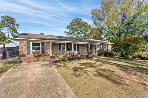 793 Hollon Ave, Auburn, AL 36830