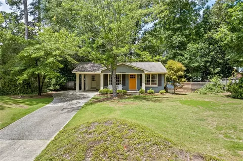 111 N Brookwood Dr, Auburn, AL 36830