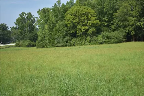 6806 Bramble Ln, Auburn, AL 36830