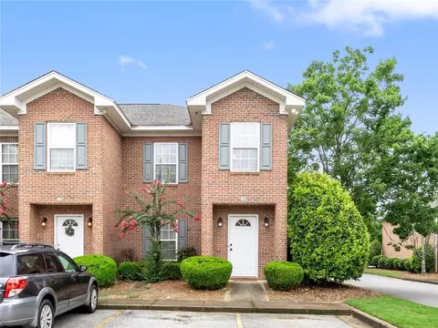 1477 N Donahue Dr #2308, Auburn, AL 36830
